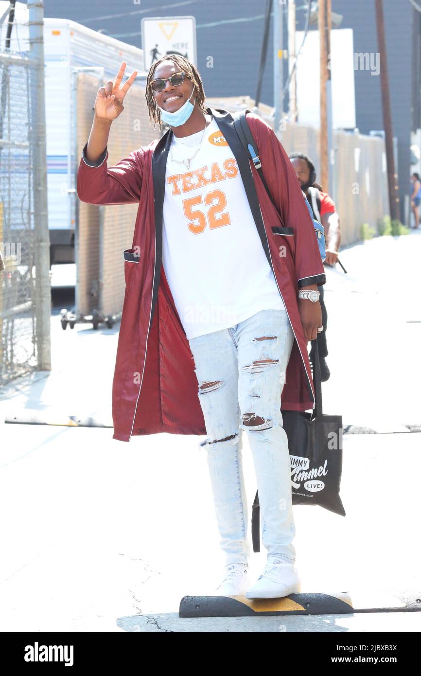 Anthony Anderson e altri hanno visto fuori Jimmy Kimmel Live! A Los Angeles, California caratterizzando: Myles Turner dove: LA, California, Stati Uniti quando: 15 lug 2021 credito: Guillermo Proano/WENN Foto Stock