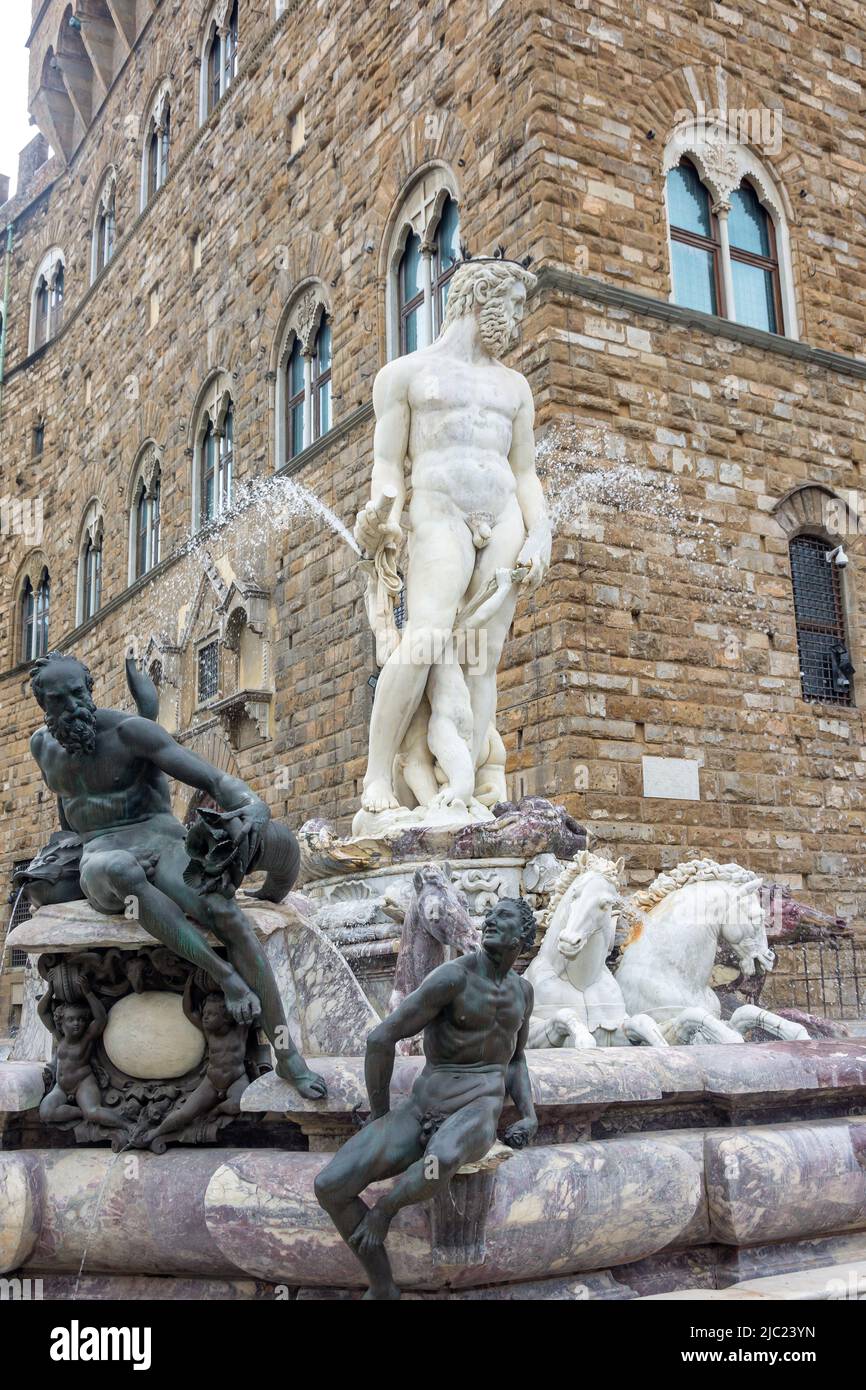 Fontana del Nettuno, Piazza della Signoria, Firenze, Regione Toscana, Italia Foto Stock