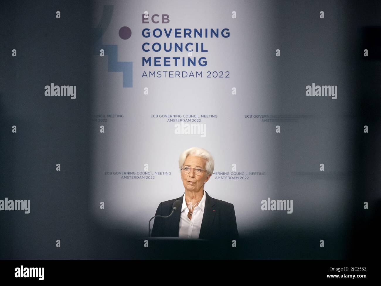 2022-06-09 14:47:08 AMSTERDAM - Presidente della Banca centrale europea (BCE) Christine Lagarde durante la conferenza stampa dell'Hermitage dopo la riunione della Banca centrale europea. La banca centrale prevede di aumentare nuovamente i tassi di interesse per la prima volta dal 2011. ANP SEM VAN DER WAL uscita paesi bassi - uscita belgio Foto Stock