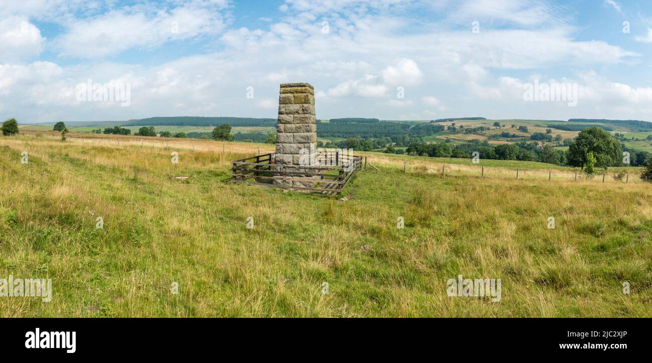 Vista panoramica del Leeds Pals Memorial nello Yorkshire Dales National Park, vicino a Leighton, North Yorkshire, Regno Unito. Foto Stock