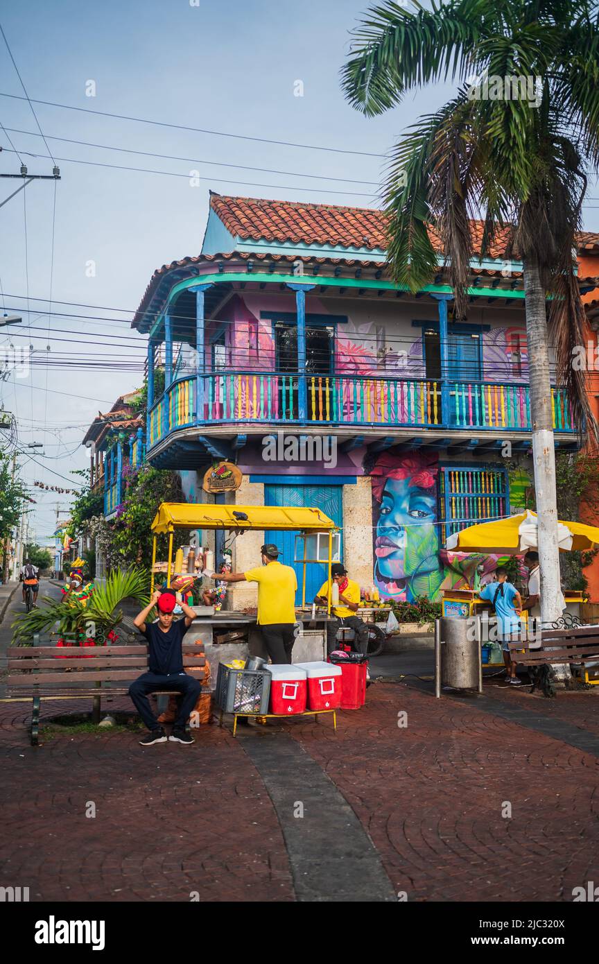 Plaza de la Trinidad (Trinidad Square) a Getsemani, Cartagena de Indias, Colombia Foto Stock