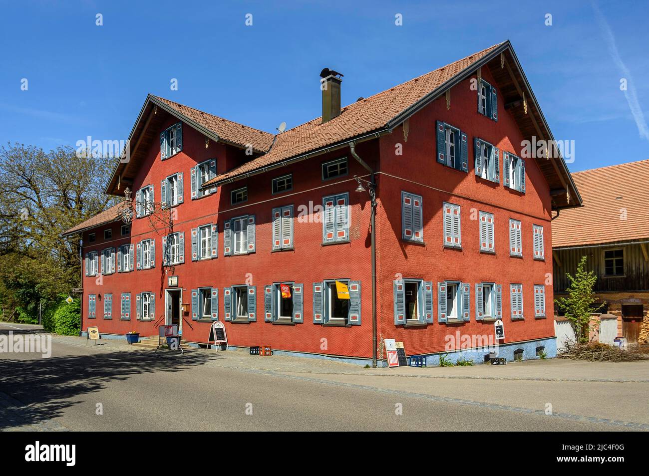 L'ex Adler Inn, Amtshaus austriaco e Maerzengericht fino al 1800, Gruenenbach, Allgaeu, Baviera, Germania Foto Stock