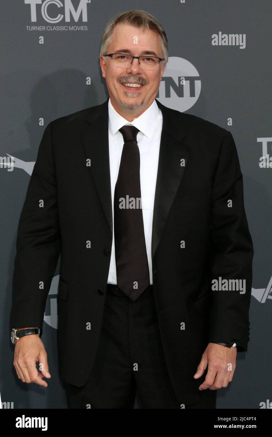 Los Angeles, California. 9th giugno 2022. Vince Gilligan agli arrivi per il 48th AFI Life Achievement Award Gala Tribute, Dolby Theatre, Los Angeles, CA 9 giugno 2022. Credit: Priscilla Grant/Everett Collection/Alamy Live News Foto Stock