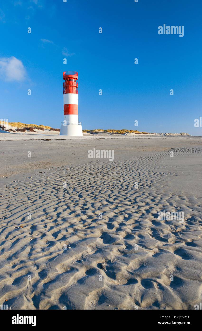 Leuchtturm auf Insel Düne / Helgoland, Deutschland *** Caption locale *** Germania, duna, duna grass, Helgoland, duna Helgoland, isola duna, costa, co Foto Stock
