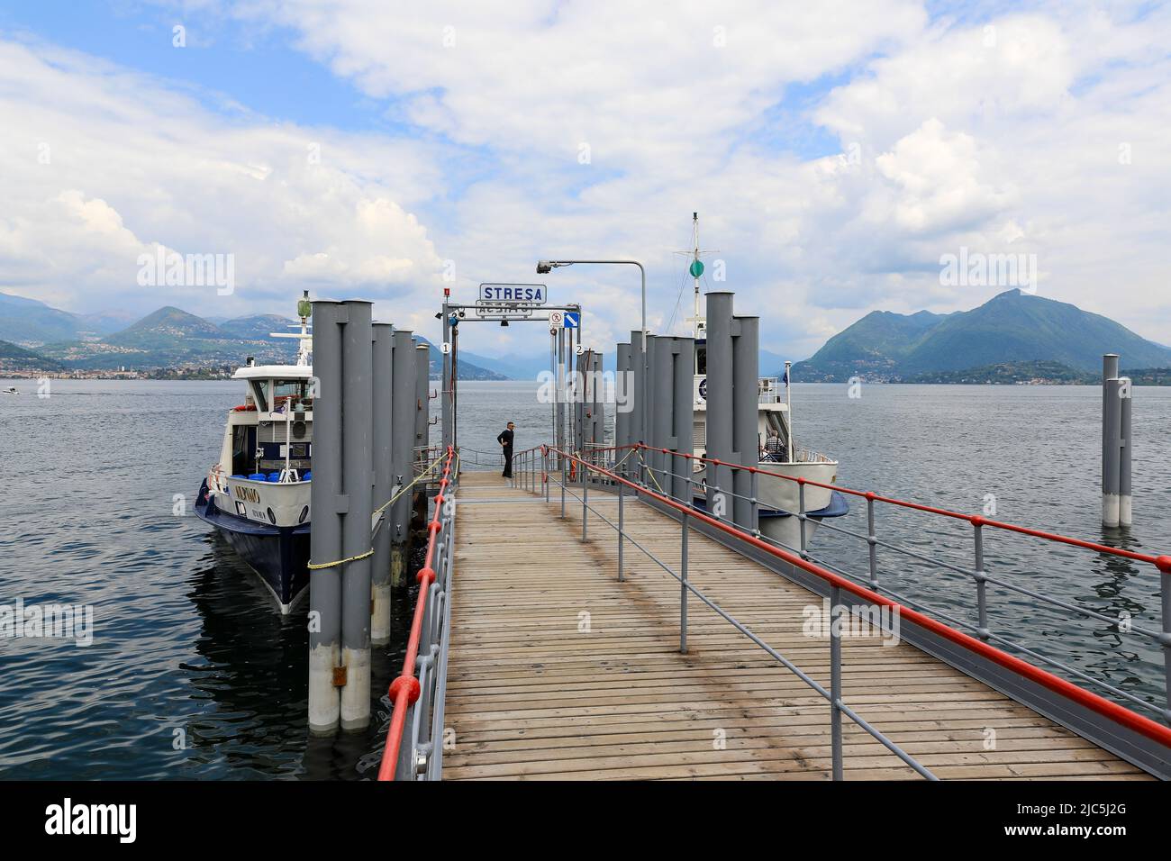 Il molo di Stresa, Lago maggiore, Italia Foto Stock