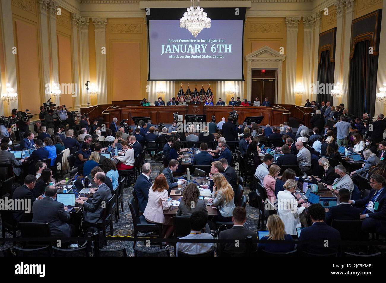 WASHINGTON, DC ‐ GIUGNO 9: La commissione di selezione della Camera Gen 6 tiene la sua prima udienza pubblica su Capitol Hill Giovedi, Giugno 9, 2021. Credito: Jabin Botsford / piscina via CNP / MediaPunch Foto Stock