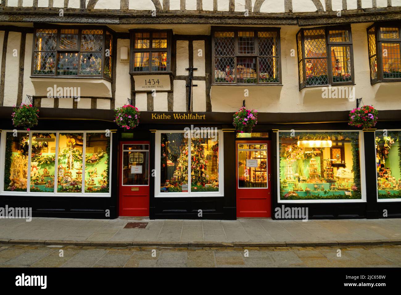 Käthe Wohlfahrt Christmas Shop, Stonegate, York Foto Stock