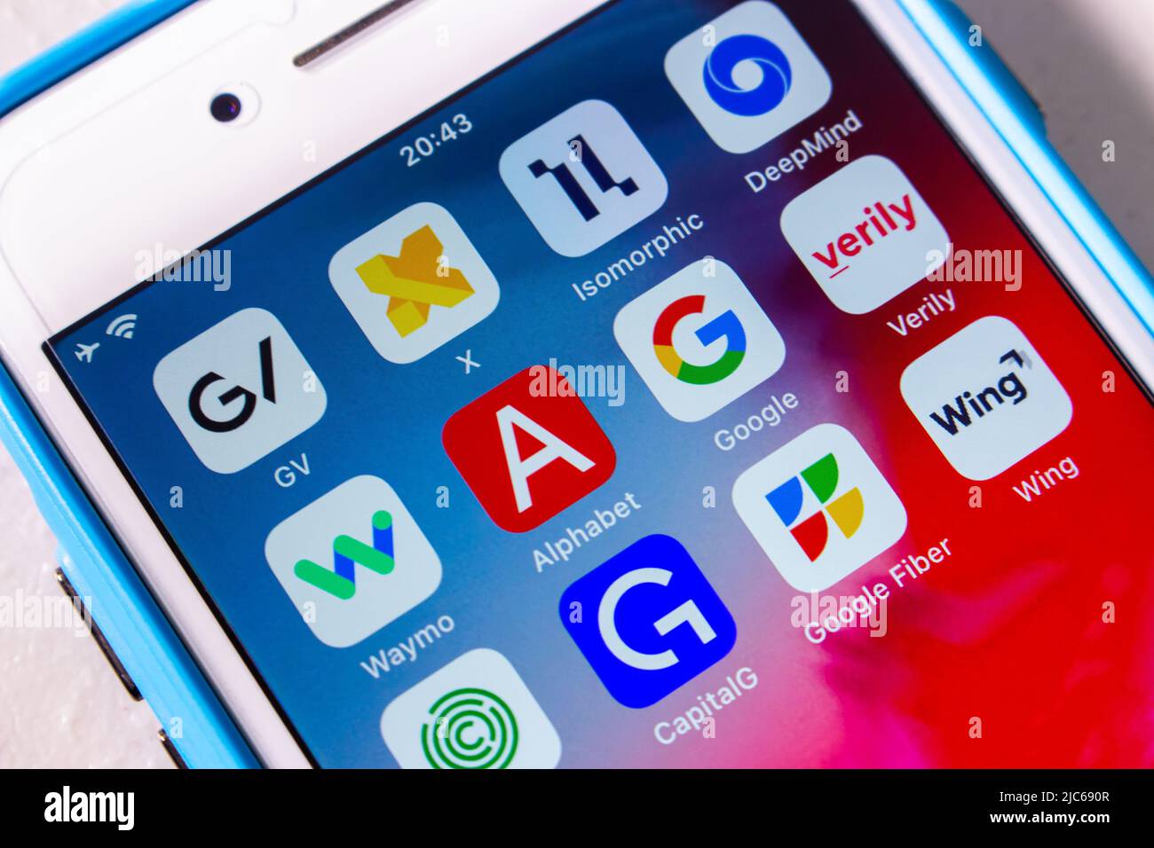 Società controllate da alfabet inc (GV, X Development LLC, isomorphic Labs, DeepMind, Waymo, Google, Verily, Calico, CapitalG, Google Fiber e Wing) su iPhone Foto Stock