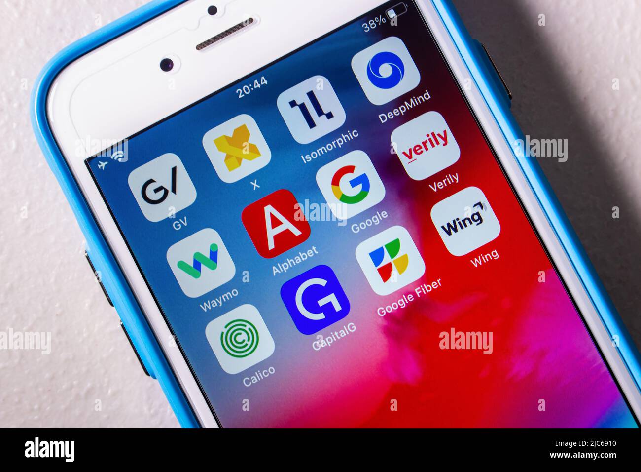 Società controllate da alfabet inc (GV, X Development LLC, isomorphic Labs, DeepMind, Waymo, Google, Verily, Calico, CapitalG, Google Fiber e Wing) su iPhone Foto Stock