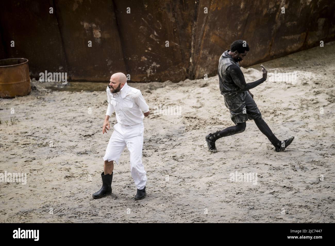 Terschelling, Paesi Bassi. 10th giugno 2022. 2022-06-10 13:50:29 TERSCHELLING - la prestazione Kaapdiegoeiekoop il primo giorno del festival Oerol. L'evento culturale può essere riorganizzato dopo due edizioni annullate dalla corona. ANP SIESE VEENSTRA netherlands OUT - belgium OUT Credit: ANP/Alamy Live News Foto Stock