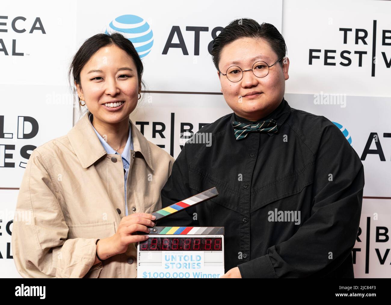 New York, NY - 10 giugno 2022: Così i giovani Shelly Yo e Guo Guo Guo partecipano ALLA AT&T Untold Stories durante il Tribeca Festival presso gli Spring Studios Foto Stock