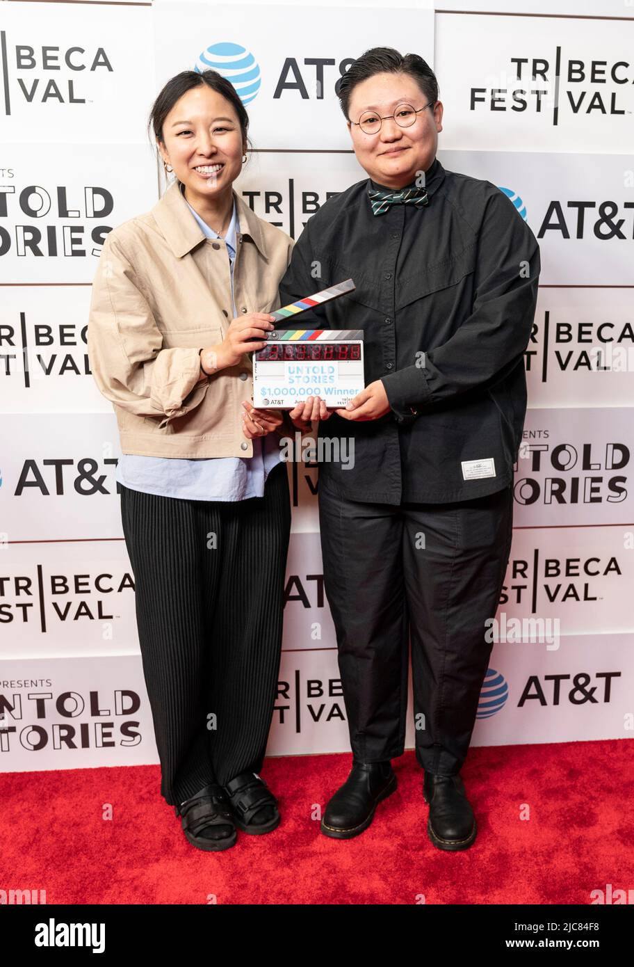 New York, NY - 10 giugno 2022: Così i giovani Shelly Yo e Guo Guo Guo partecipano ALLA AT&T Untold Stories durante il Tribeca Festival presso gli Spring Studios Foto Stock