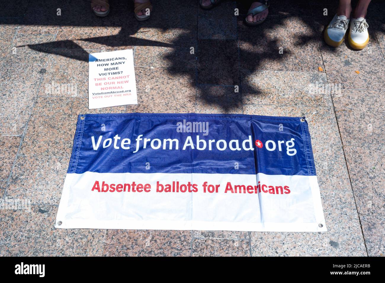 Il Partito democratico si raduna all'estero per onorare le vittime dell'uccisione della Scuola elementare Robb a Uvalde, Texas, il 24 maggio 2022. Francia, Toulouse le 11 Juin 2022. Foto di Patricia Huchot-Boissier/ABACAPRESS.COM Foto Stock