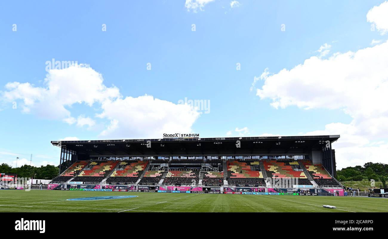 Barnet, Regno Unito. 11th giugno 2022. Premiership Rugby semifinale. Saracens V Harlequins. Stadio StoneX. Barnet. La principale posizione est si trova durante la gara di rugby semi-finale Saracens V Harlequins Gallagher Premiership. Credit: Sport in immagini/Alamy Live News Foto Stock