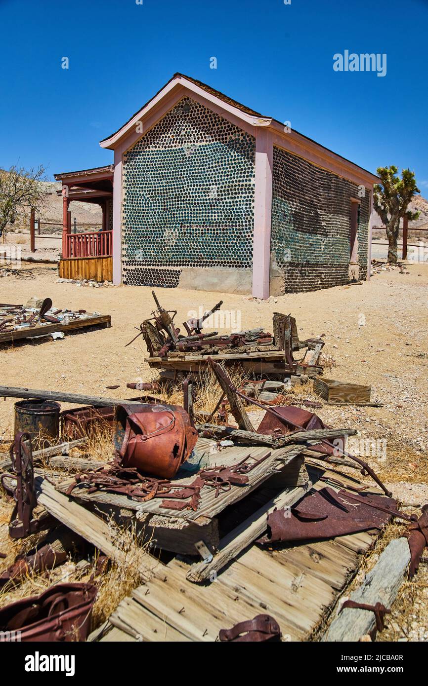 Tom Kelly's Bottle House nella città fantasma di Rhyolite Foto Stock