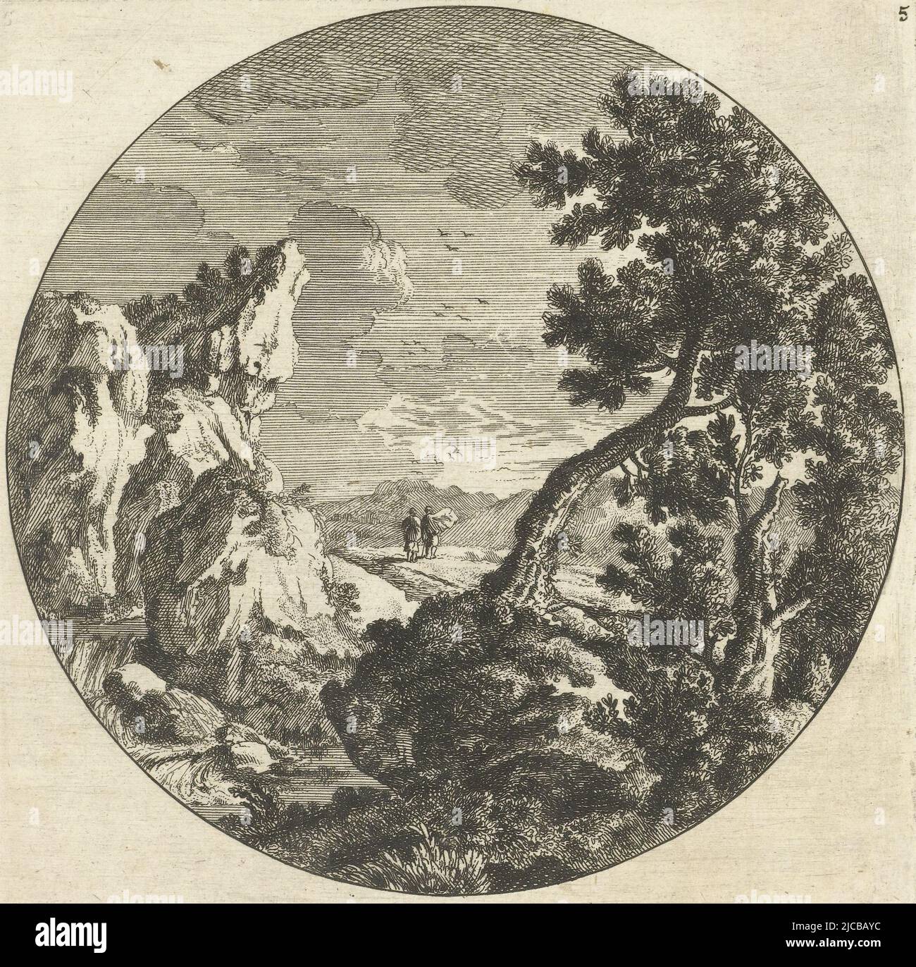 Paesaggio montano meridionale con viaggiatori su strada in cornice rotonda Paesaggi in cornice rotonda , tipografia: Cornelis Danckerts (i), Perelle, editore: Cornelis Danckerts (i), Olanda, 1613 - 1656, carta, incisione, a 128 mm x l 129 mm Foto Stock
