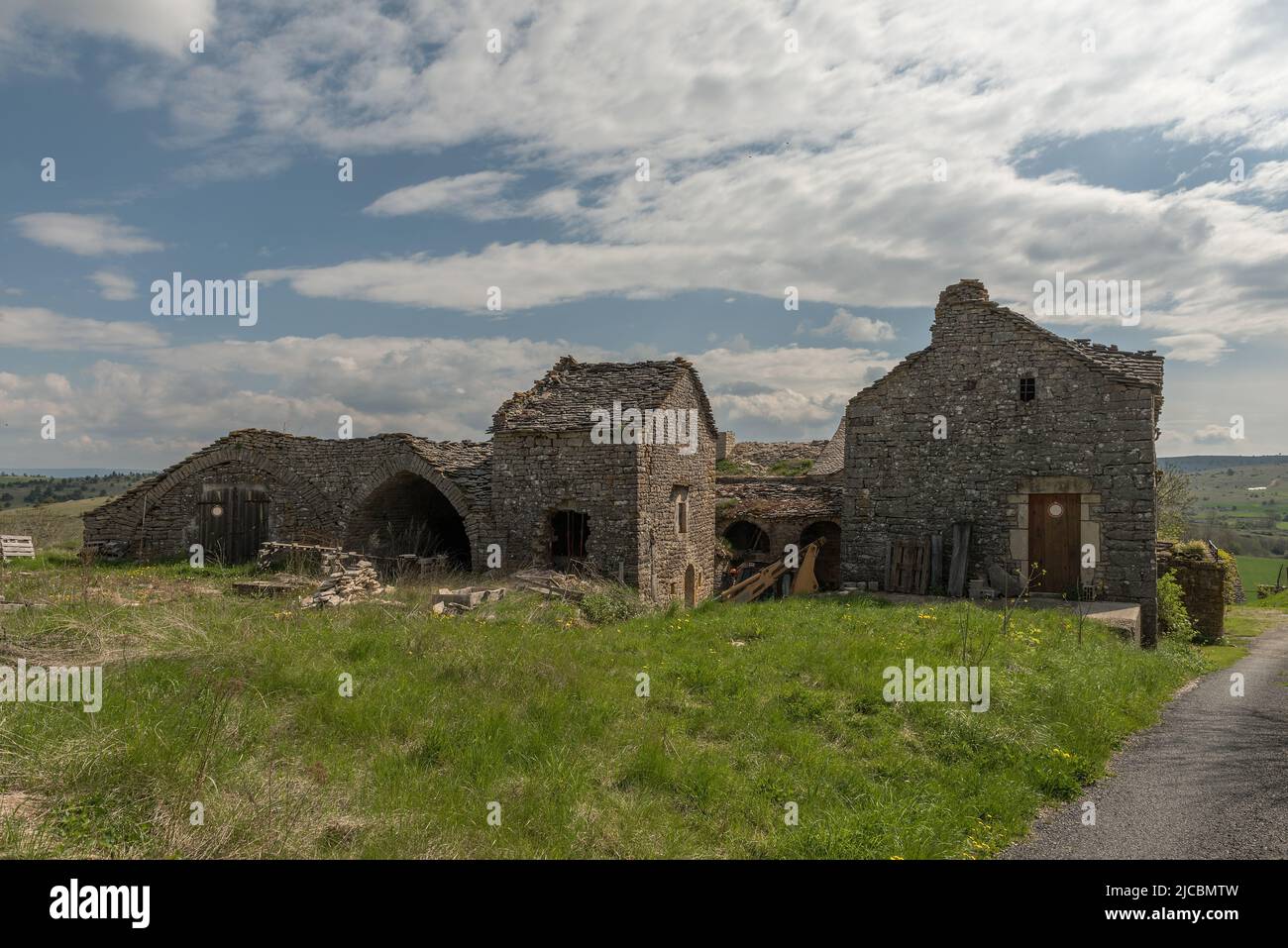 Fattoria in un villaggio delle Cévennes, Occitania, Francia Foto Stock