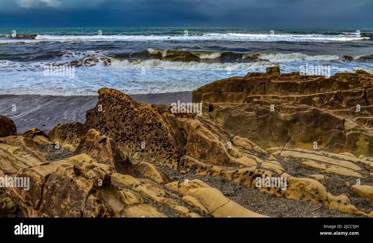 Spiaggia di ciottoli nell'Olympic National Park, Washington, USA Foto Stock