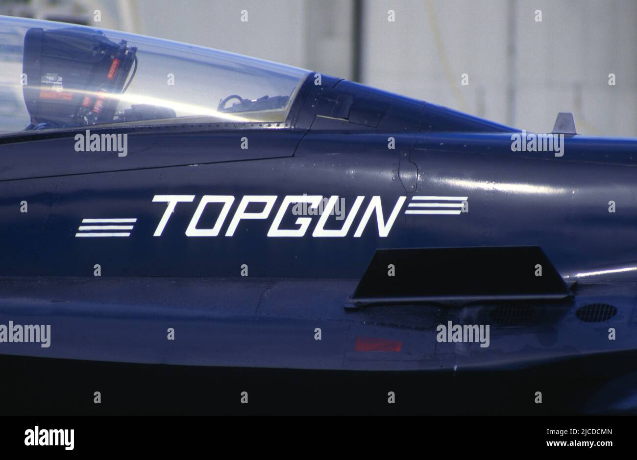 Logo TopGun sul lato di F/A-18 Hornet al NAS Miramar. Foto Stock