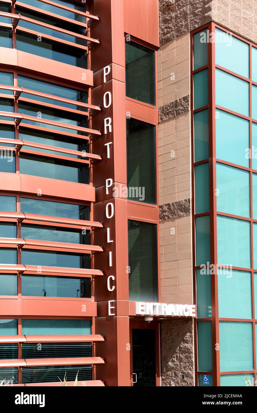 San PEDRO, CALIFORNIA - 06 MAR 2020: Edificio Los Angeles Port Police (LAPP). Una delle poche agenzie della nazione che ha una marin dedicata 24 ore Foto Stock