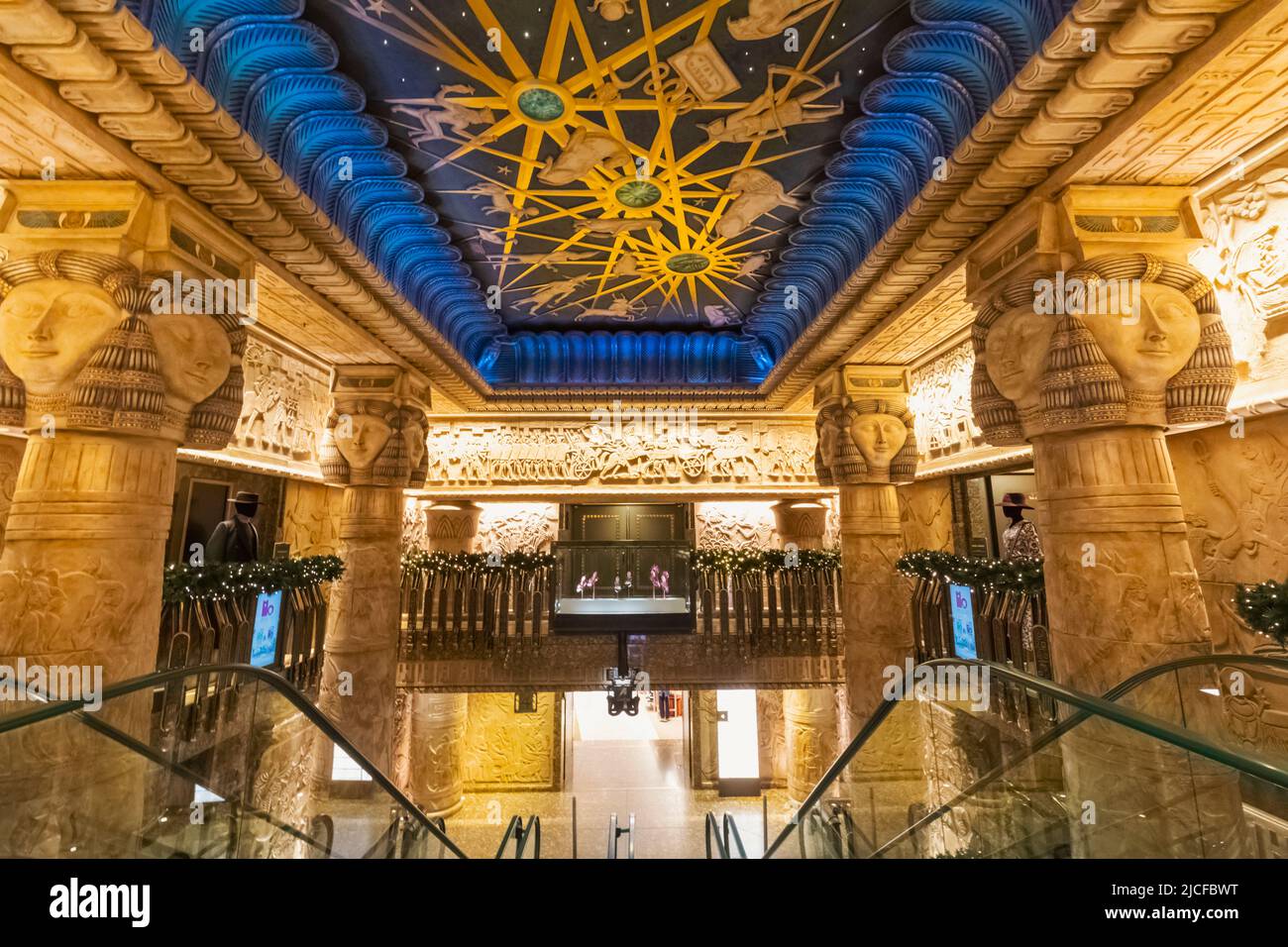 Inghilterra, Londra, Knightsbridge, Harrods Department Store, The Egyptian Escalator Foto Stock