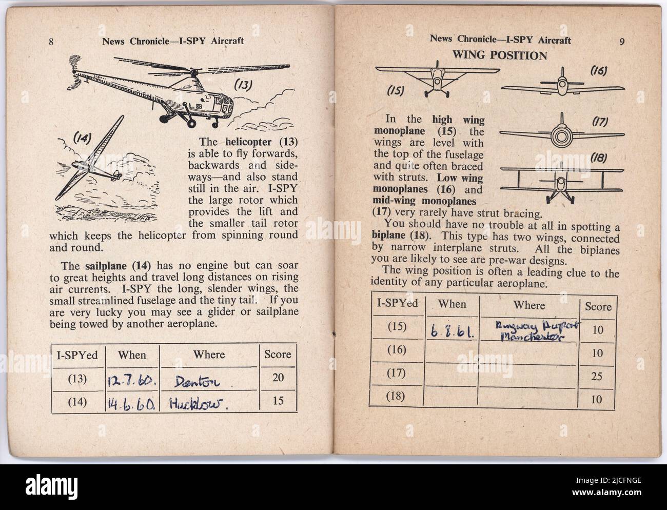 2 pagine aperte di i-Spy Aircraft book (i-Spy No 15, 1960-61), pubblicato da News Chronicle Newspaper, Londra. Osservazione e recoding gioco per bambini Foto Stock