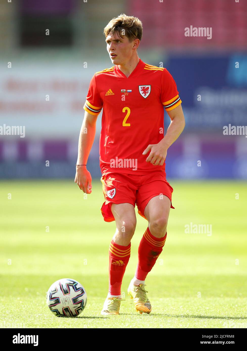 Finley Stevens del Galles durante la partita di qualificazione del Campionato europeo UEFA U21 al Parc y Scarlets di Llanelli. Data foto: Sabato 11 giugno 2022. Foto Stock