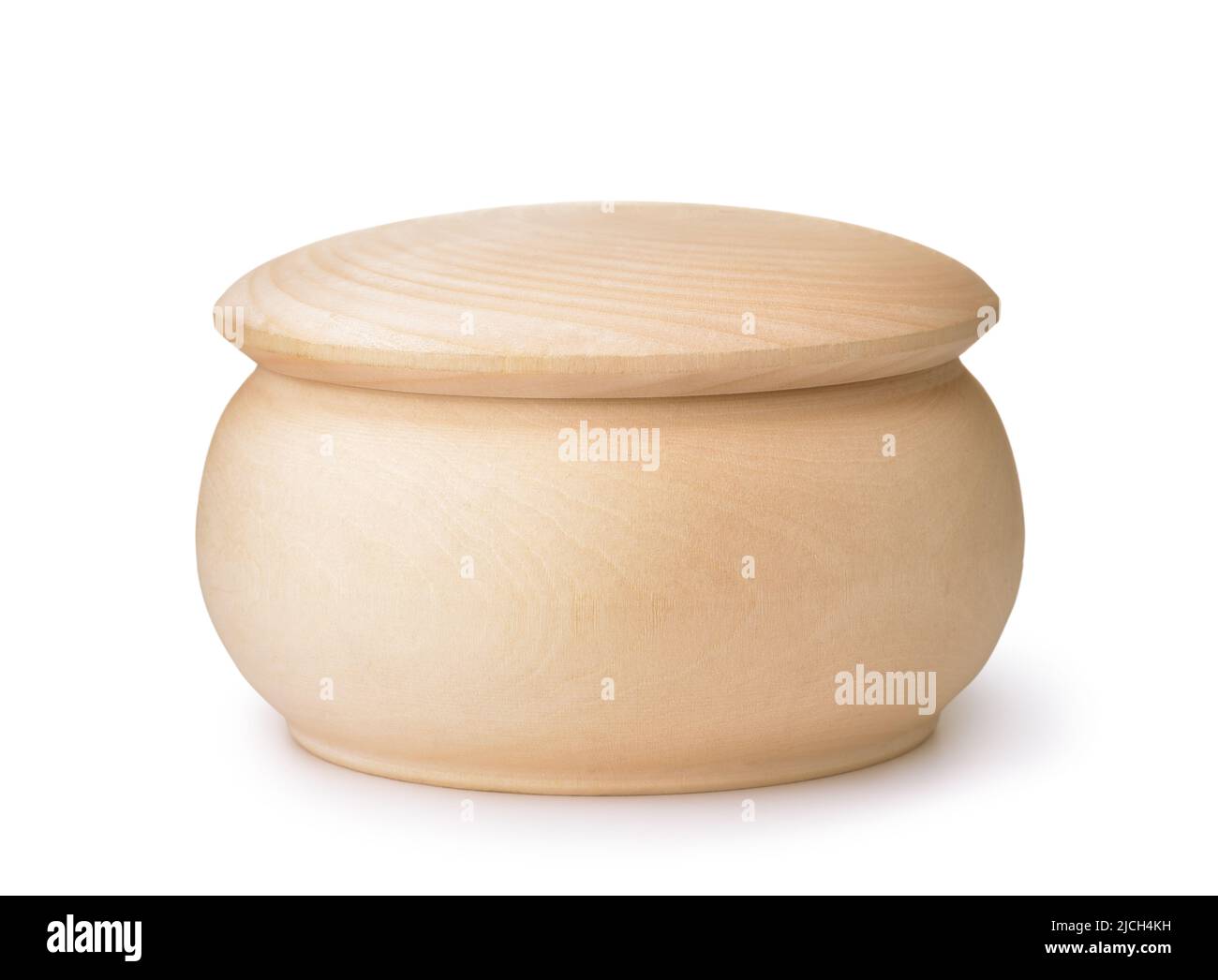 Vista frontale del vaso rotondo in legno non verniciato con coperchio isolato su bianco Foto Stock