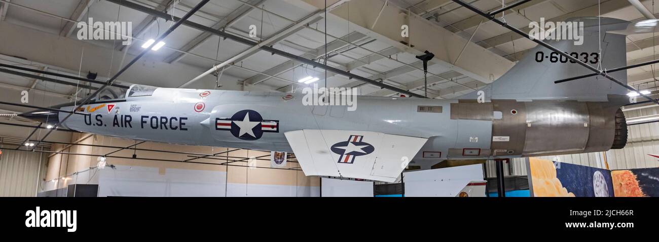 Liberal, Kansas - il Mid-America Air Museum. Il museo espone oltre 100 velivoli. Il Lockheed F-104 Starfighter è stato il primo jet fighter Mach 2, Foto Stock