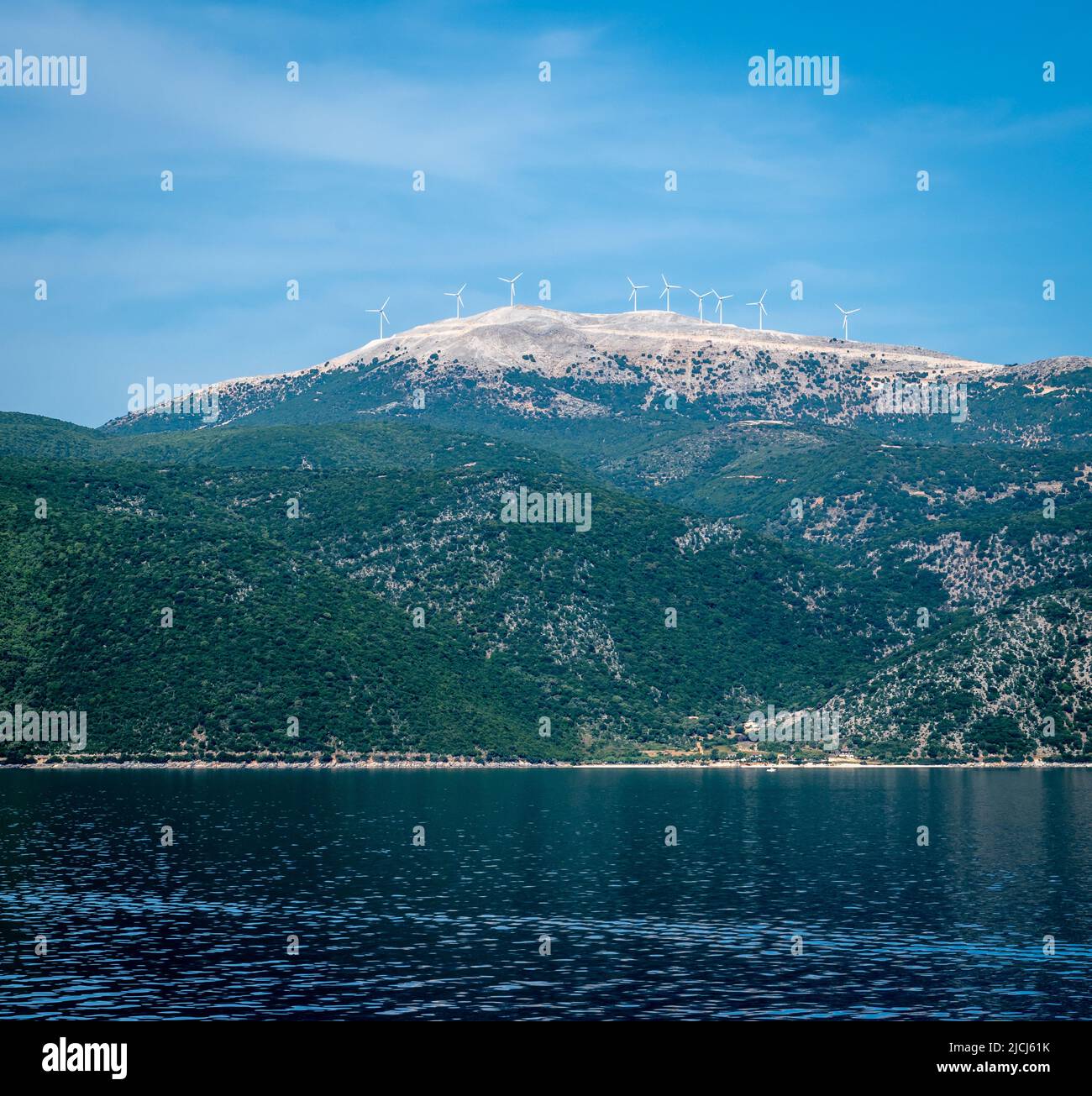 Fattorie eoliche di montagna sull'isola di Cefalonia, Grecia. Foto Stock