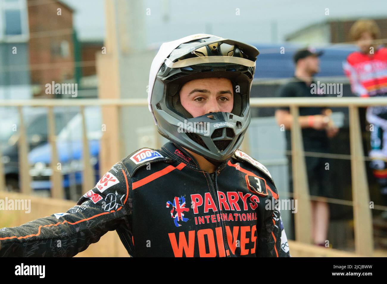 MANCHESTER, REGNO UNITO. GIUGNO 13th Wolverhampton Parrys International Wolves Luke Becker durante la partita di premiership SGB tra Belle Vue Aces e Wolverhampton Wolves al National Speedway Stadium di Manchester lunedì 13th giugno 2022. (Credit: Ian Charles | MI News) Credit: MI News & Sport /Alamy Live News Foto Stock