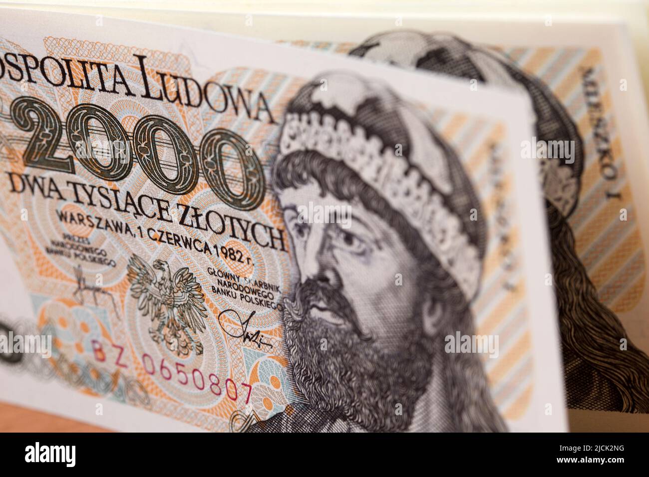 Vecchi soldi polacchi - 2000 Zloty un background di affari Foto Stock