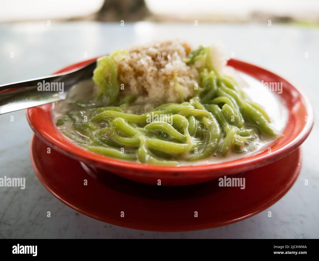 Il Cendol è una delle migliori bevande di strada della Malesia. Foto Stock