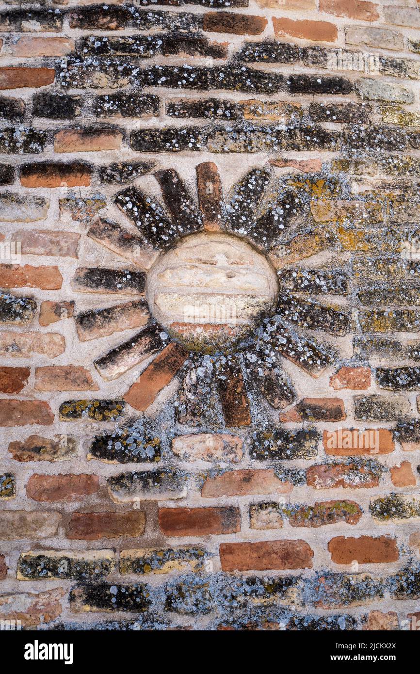 Via Circonvallazione, dettaglio Torre, San Marcello, Marche, Italia, Europa Foto Stock