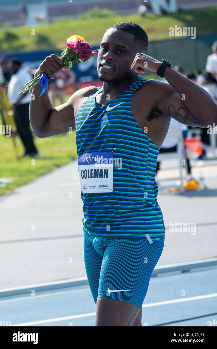 Christian Coleman (USA) vince i 100m uomini al Gran Premio di NYC 2022. Foto Stock