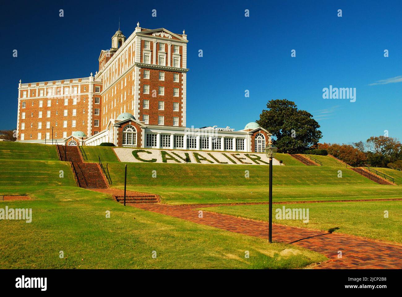 Il Cavalier Hotel è un Grand hotel di lusso vicino alle rive della Virginia Beach Foto Stock
