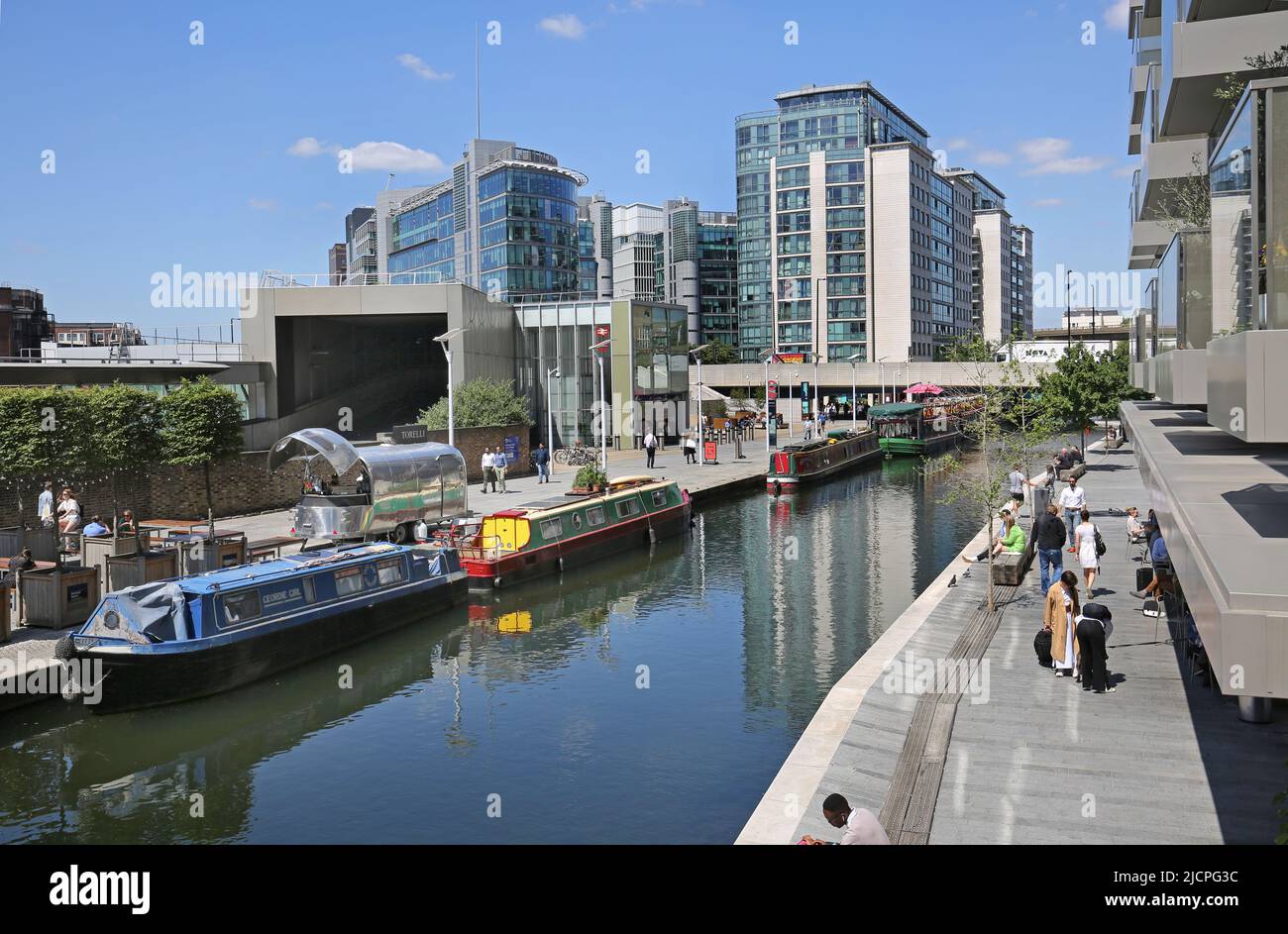 Il nuovo sviluppo di Merchant Square sul Canal Basin Grand Union, Paddington, Londra, Regno Unito Foto Stock