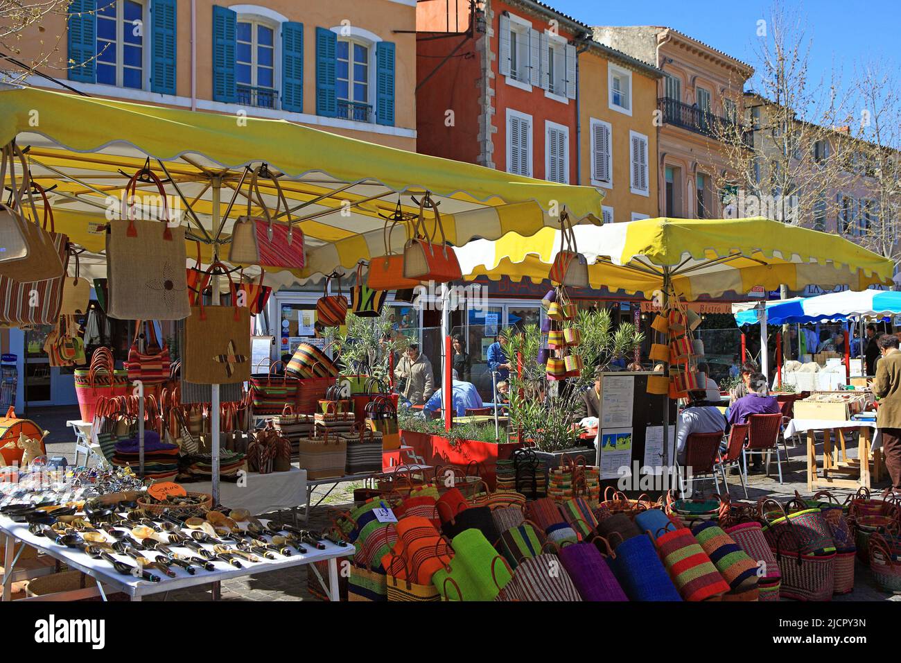 Francia, Vaucluse (84) Apt, il mercato nel centro della città Foto Stock