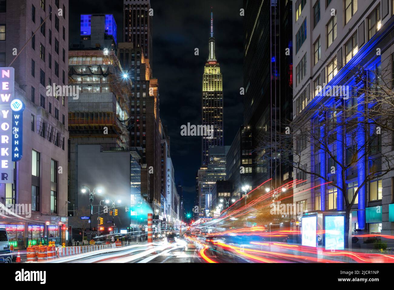 Night City Street a New York City, Manhattan, USA Foto Stock