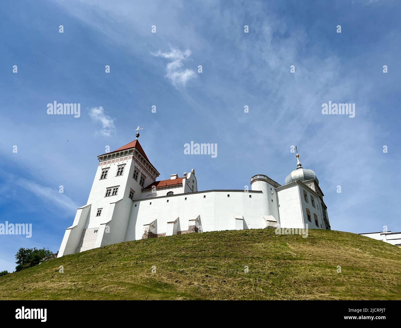 Il vecchio castello di Grodno è un monumento architettonico in Bielorussia, un complesso di strutture difensive, edifici religiosi e secolari dell'XI-XIX secolo Foto Stock