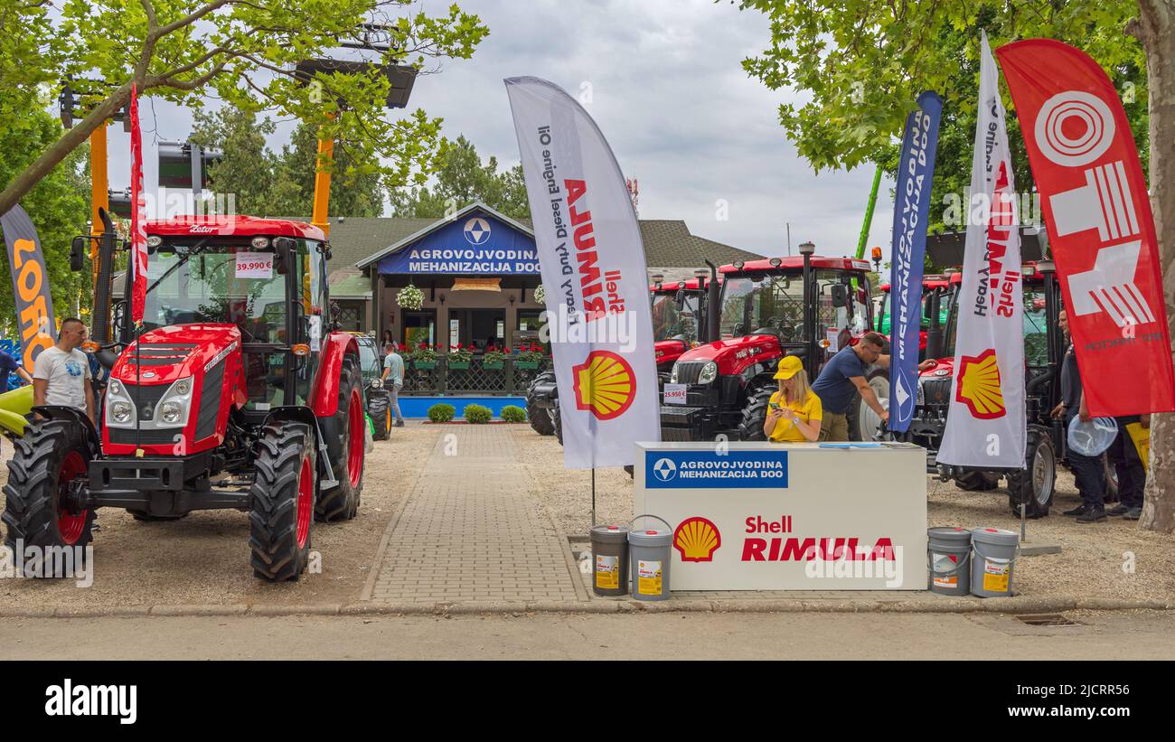 Novi Sad, Serbia - 23 maggio 2022: Azienda Shell Rimula Stand alla Fiera dell'Agricoltura. Foto Stock