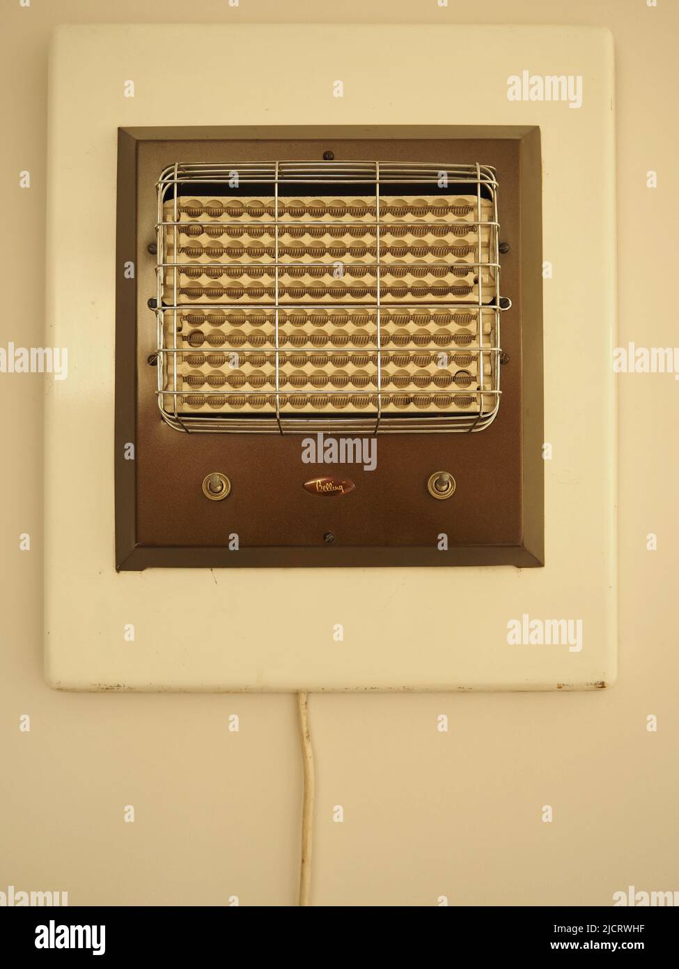 Riscaldatore elettrico Belling plug-in vintage dual Control montato a parete 1950s o 1960s Foto Stock