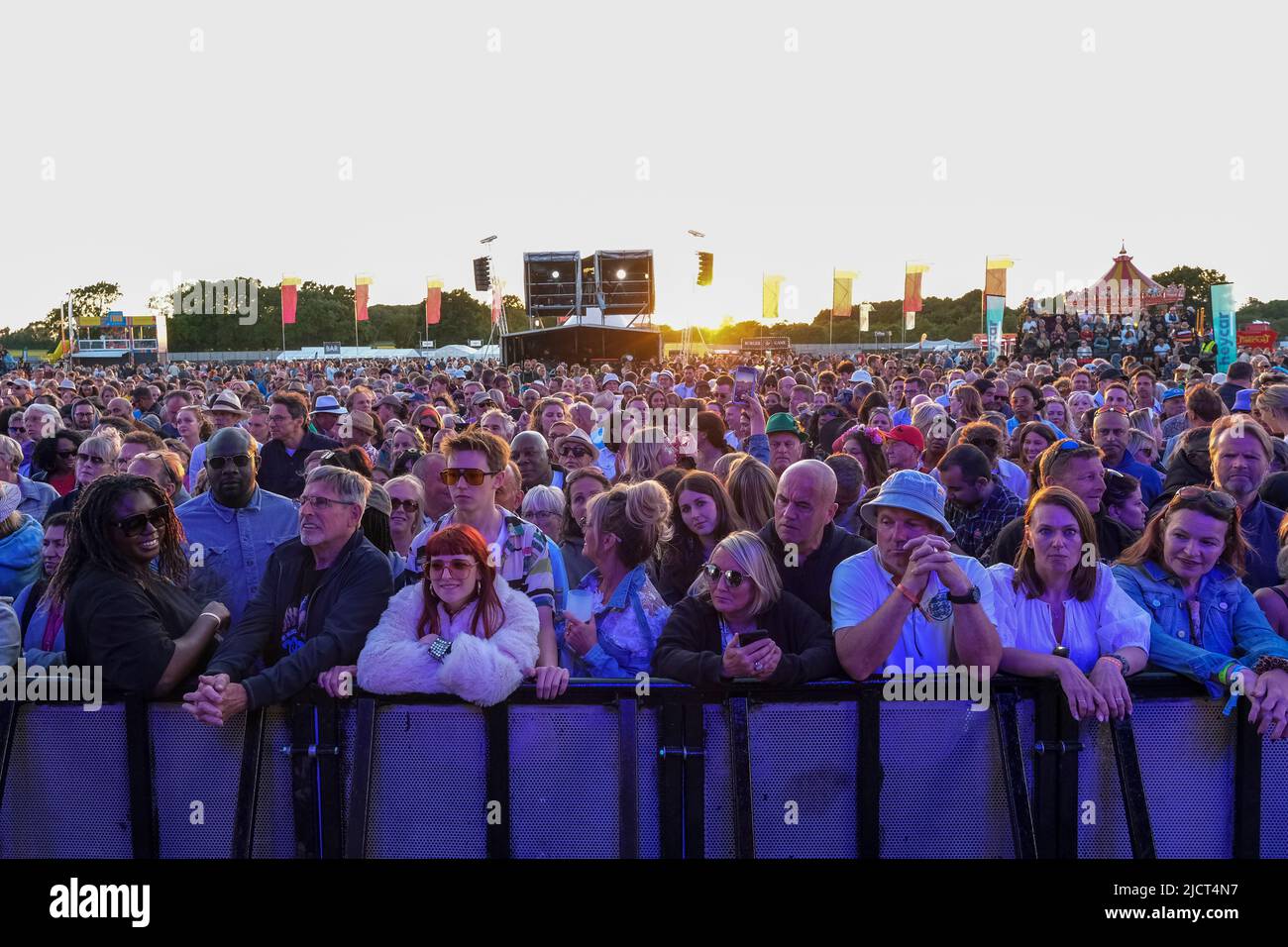 I tifosi partecipano al Cambridge Club Festival al Childerley Orchard, Cambridge, Regno Unito. Giugno 11,, 2022 Foto Stock