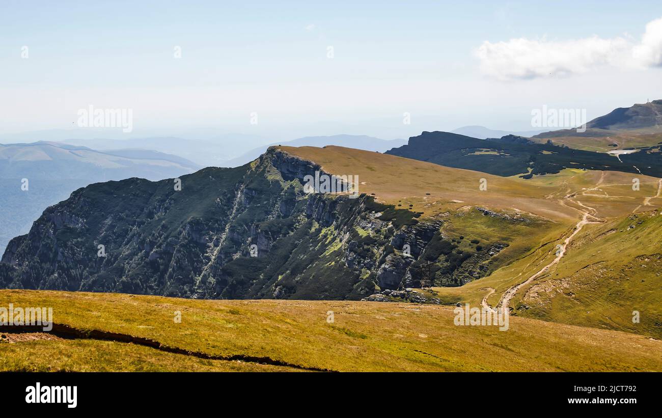 Maestoso altopiano roccioso in Romania Foto Stock