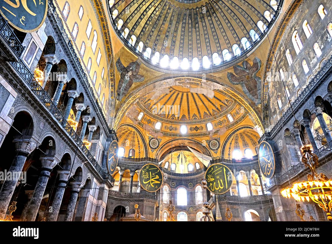 Interno della moschea di Hagia Sophia a Istanbul in Turchia Foto Stock