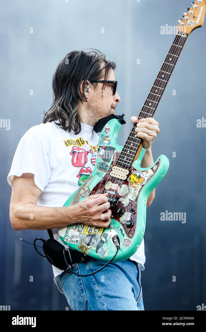 Milano, Italia, giugno 15 2022. Weezer in concerto all'IDAYS Festival Foto Stock