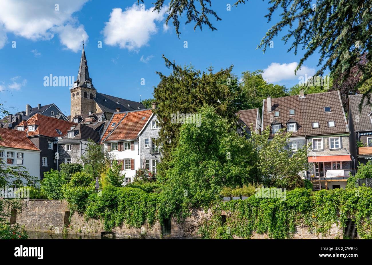 La città vecchia di Essen-Kettwig, sul fiume Ruhr, Essen NRW, Germania, Foto Stock
