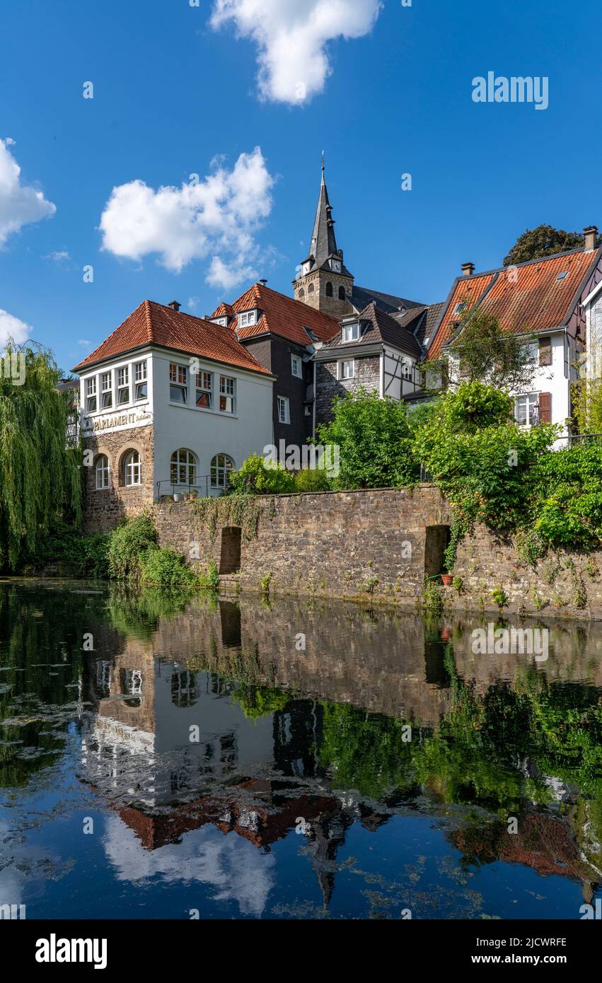 La città vecchia di Essen-Kettwig, sul fiume Ruhr, Essen NRW, Germania, Foto Stock