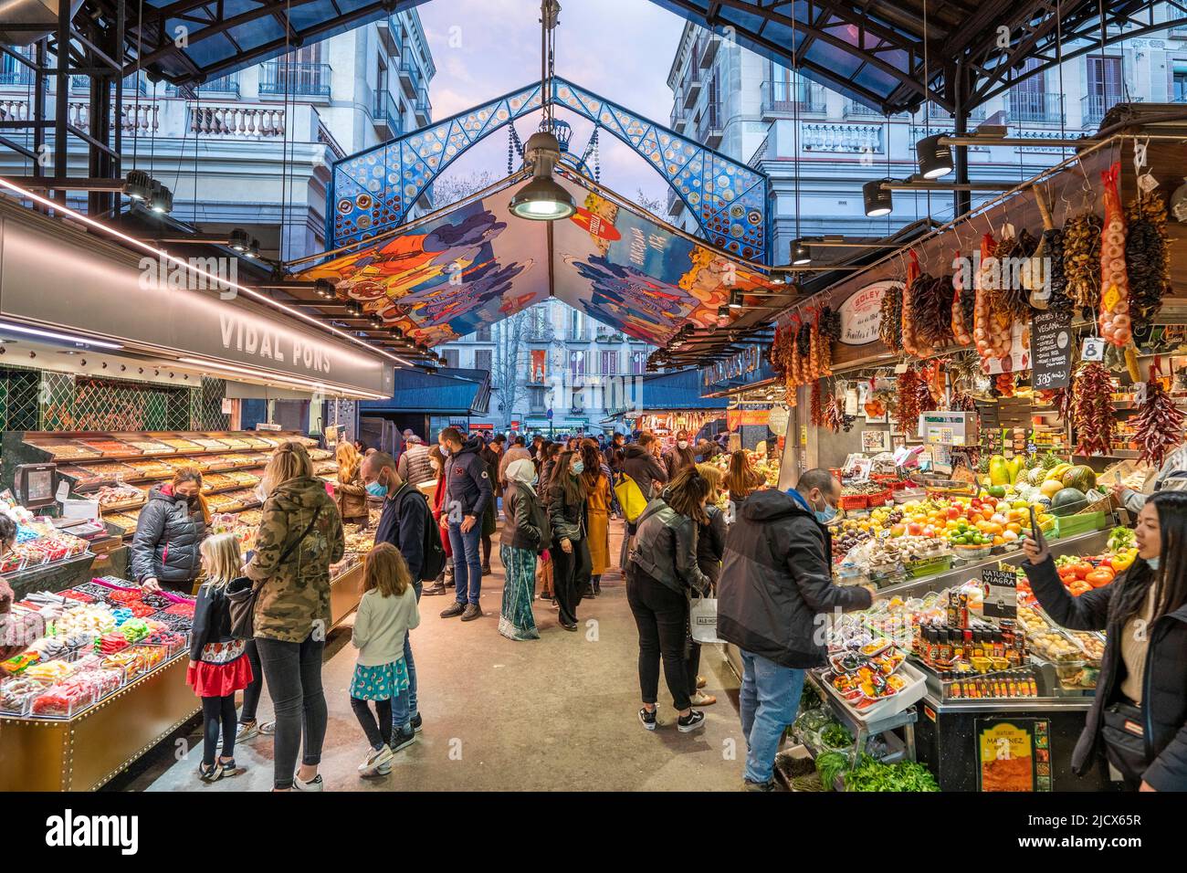 Il mercato della Boqueria, Barcellona, Catalogna, Spagna, Europa Foto Stock