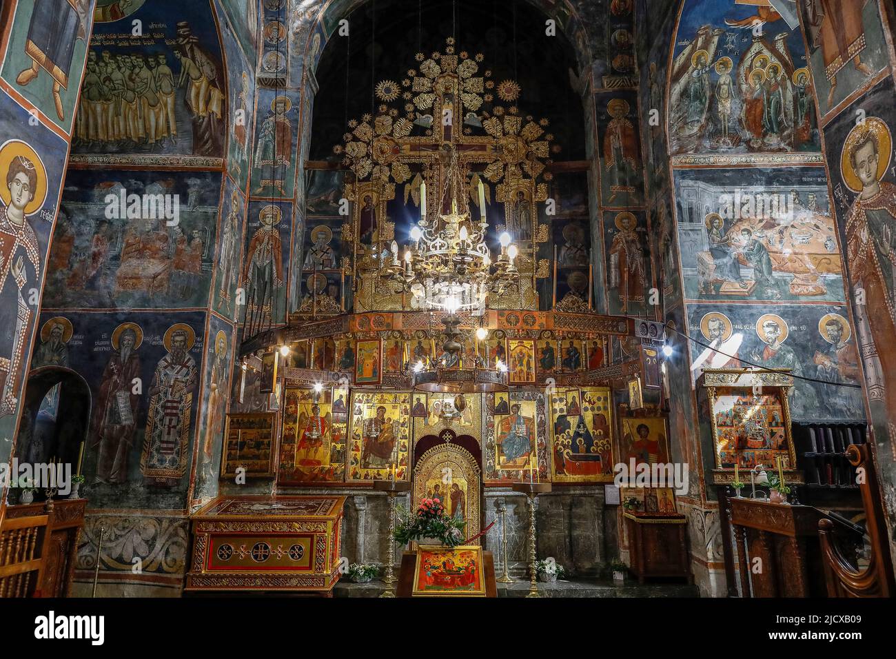 Monastero ortodosso di Moraca, provincia di Kolasin, Montenegro centrale, Europa Foto Stock